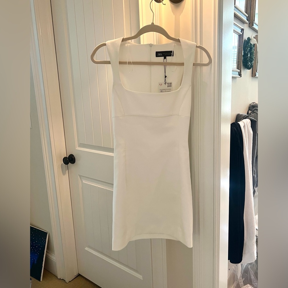 Zara White Sleeveless Mini Dress Size XS